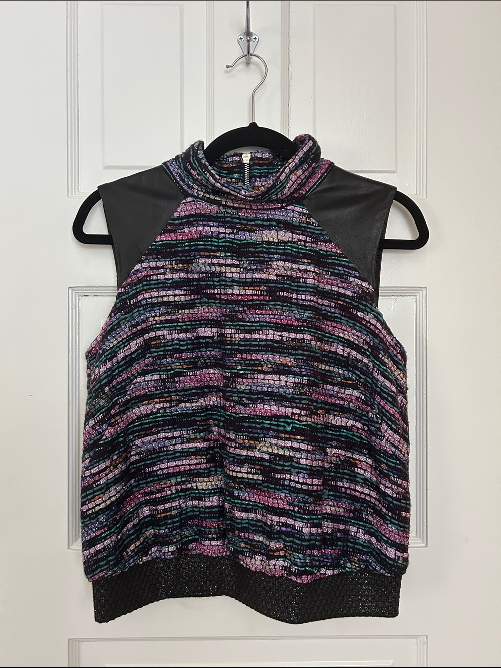 Milly Striped Woven Metallic & Black Leather Top. EUC. Made in the USA 🇺🇸